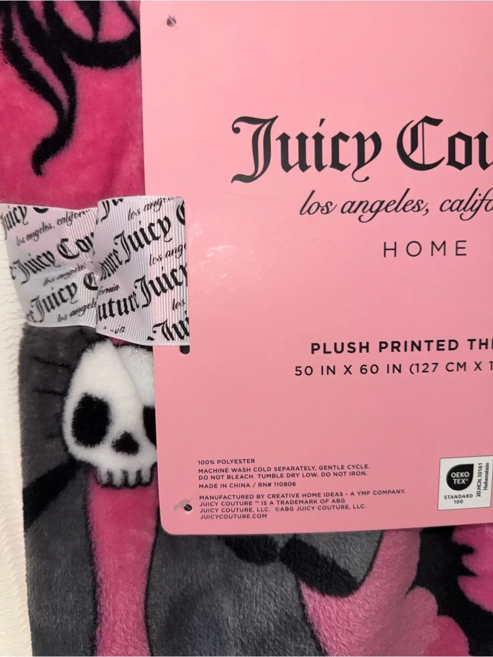 Juicy Couture Women's Pink & Black Plush Throw Blanket new Halloween bats bows